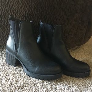 MIA black boots